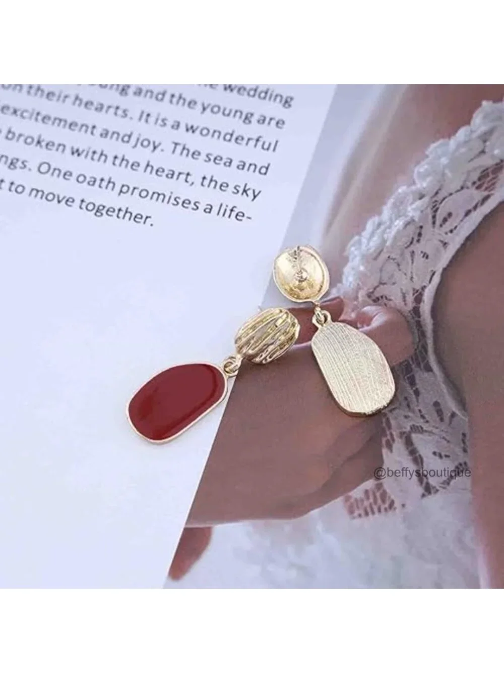 Enamel Oval Dangle Earrings Hammered Disc Stud
